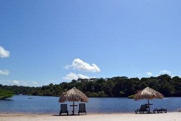 هتل Amazon Ecopark Jungle Lodge