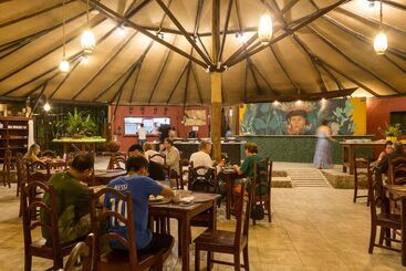 هتل Amazon Ecopark Jungle Lodge