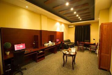 هتل Best Western Plus Paramount