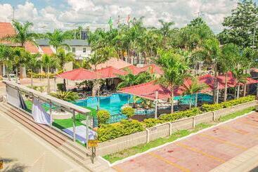 هتل Best Western Plus Paramount