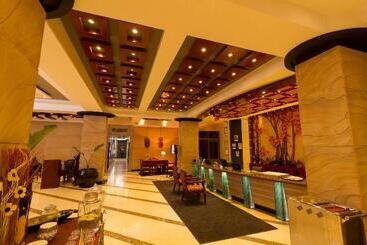 هتل Best Western Plus Paramount