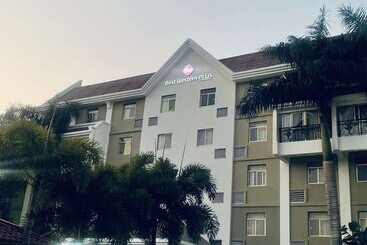 هتل Best Western Plus Paramount