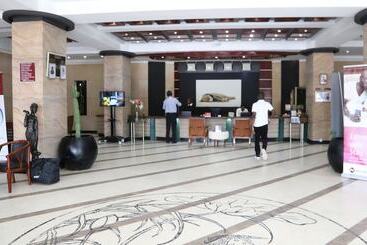 هتل Best Western Plus Paramount