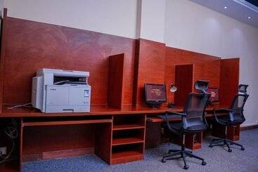 هتل Best Western Plus Paramount