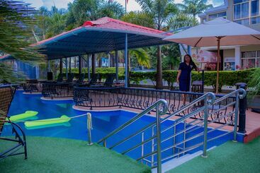 هتل Best Western Plus Paramount