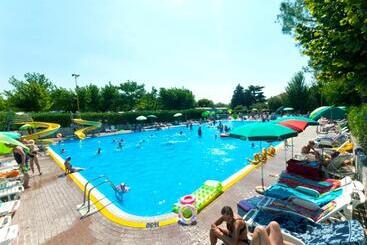 酒店 Camping Cisano - San Vito