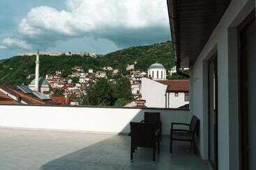 هتل Centrum Prizren