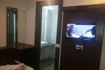 هتل D Suites Dxr