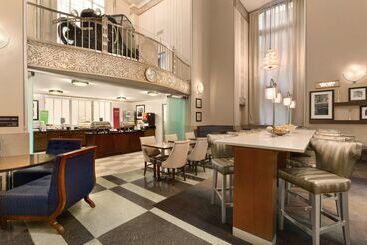 هتل Hampton Inn Chicago Downtown/n Loop/michigan Ave