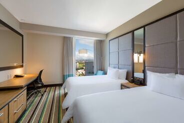 Отель Hilton Garden Inn San Jose La Sabana