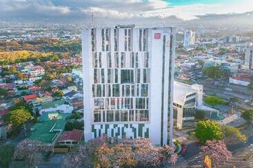 Отель Hilton Garden Inn San Jose La Sabana