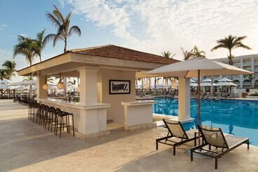 هتل Hyatt Ziva Rose Hall All Inclusive