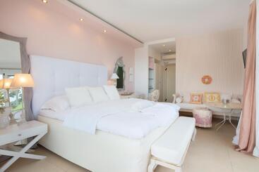 هتل Mare Monte Small Boutique