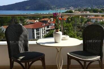 هتل Mare Monte Small Boutique