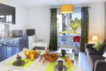 هتل Residence Nemea Le Domaine Des Mauriers