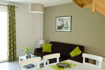 هتل Residence Nemea Le Domaine Des Mauriers