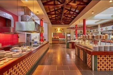 هتل Royal Decameron Punta Sal   All Inclusive