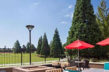 هتل Towneplace By Marriott Suites Portland Vancouver