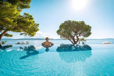 هتل Tui Blue Makarska   Adults Only