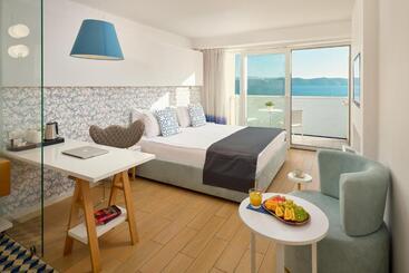 هتل Tui Blue Makarska   Adults Only
