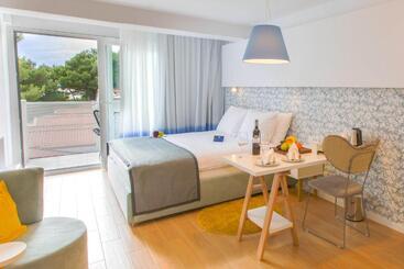 هتل Tui Blue Makarska   Adults Only