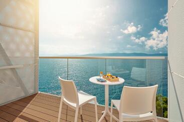 هتل Tui Blue Makarska   Adults Only