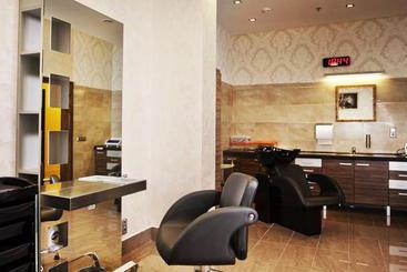 هتل Victoria & Spa Minsk