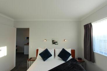 مُتل Bk's Magnolia Motor Lodge