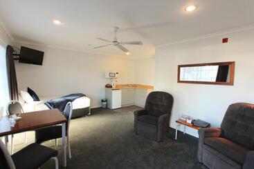 مُتل Bk's Magnolia Motor Lodge