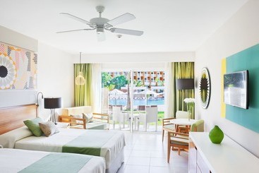 استراحتگاه Playa Vista Azul