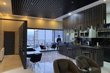 هتل Continental Airport