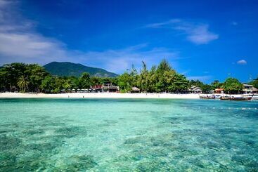 Akira Lipe Resort