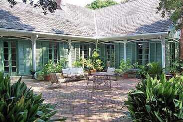 Glenfield Plantation Historic Antebellum Bed And Breakfast