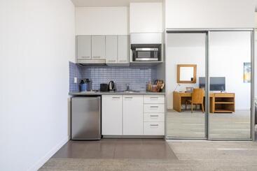 هتل Aligned Corporate Residences Mackay
