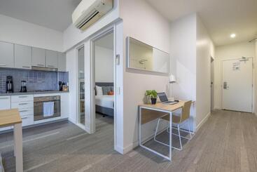 هتل Aligned Corporate Residences Mackay