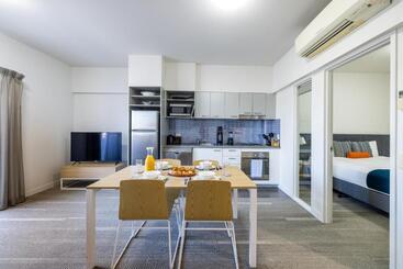 هتل Aligned Corporate Residences Mackay