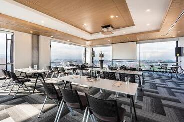 هتل Black Tower Premium