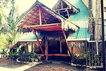 هتل Casa Manglar Villa