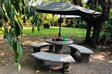 هتل Casa Manglar Villa