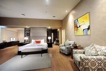 هتل Discovery Ancol