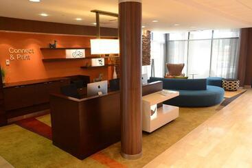هتل Fairfield Inn & Suites By Marriott Bowling Green