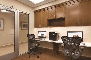 호텔 Hilton Garden Inn Boston Logan Airport