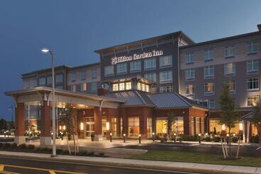 호텔 Hilton Garden Inn Boston Logan Airport