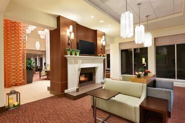 호텔 Hilton Garden Inn Boston Logan Airport