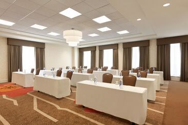 호텔 Hilton Garden Inn Boston Logan Airport