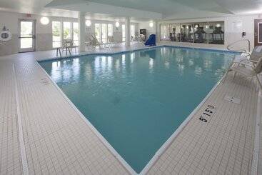 هتل Holiday Inn Express & Suites Port Huron, An Ihg