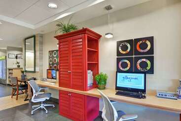 هتل Home2 Suites By Hilton Idaho Falls