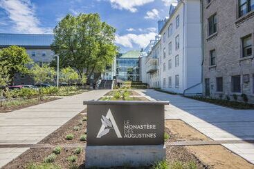 هتل Monastere Des Augustines