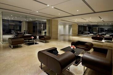 هتل Radisson Blu Chattogram Bay View