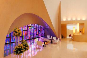 Hotel Roseate House New Delhi